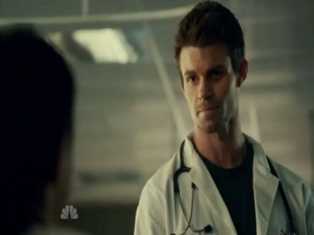 VampireDiariesWorld-dot-org_SavingHopeS01E09-1984.jpg