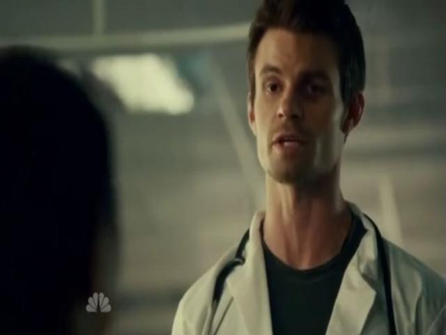 VampireDiariesWorld-dot-org_SavingHopeS01E09-1990.jpg