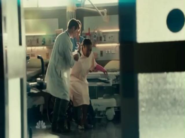VampireDiariesWorld-dot-org_SavingHopeS01E09-2453.jpg