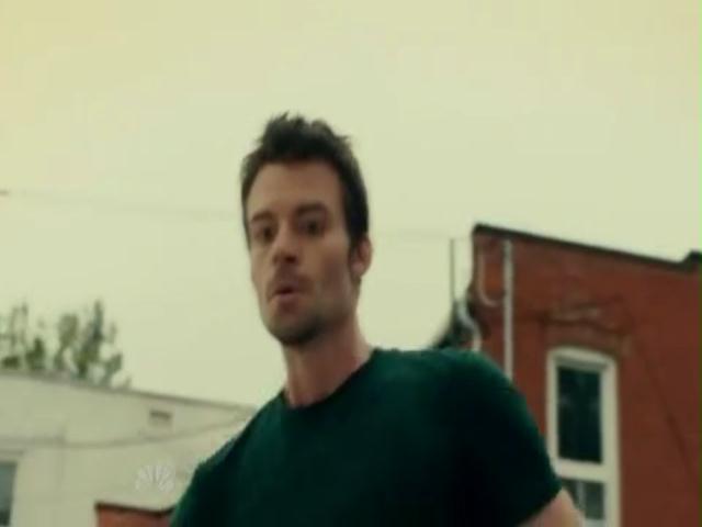 VampireDiariesWorld-dot-org_SavingHopeS01E10-1761.jpg