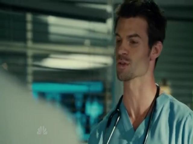 VampireDiariesWorld-dot-org_SavingHopeS01E11-0371.jpg