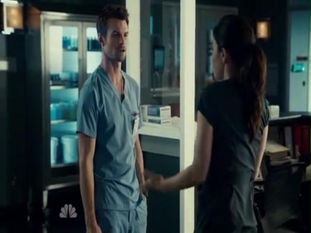 VampireDiariesWorld-dot-org_SavingHopeS01E11-1777.jpg