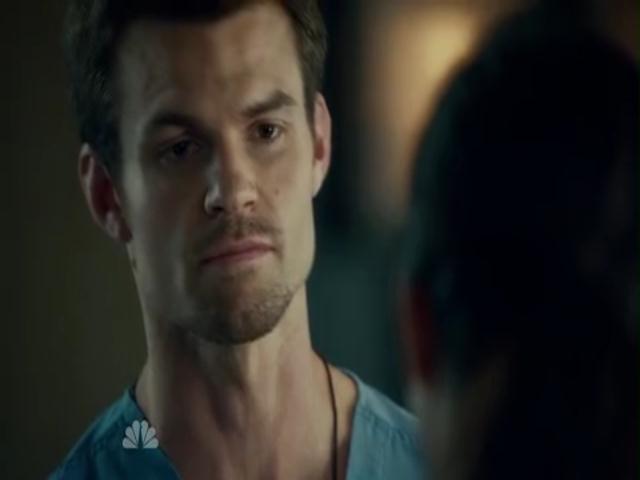 VampireDiariesWorld-dot-org_SavingHopeS01E11-1797.jpg