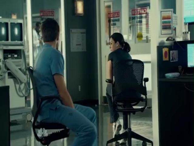 VampireDiariesWorld-dot-org_SavingHopeS01E11-2177.jpg