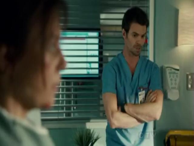 VampireDiariesWorld-dot-org_SavingHopeS01E12-0695.jpg