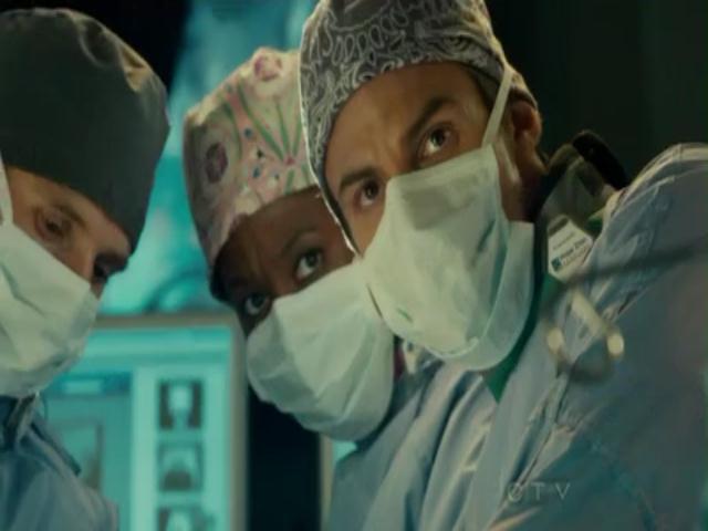 VampireDiariesWorld-dot-org_SavingHopeS01E12-1144.jpg