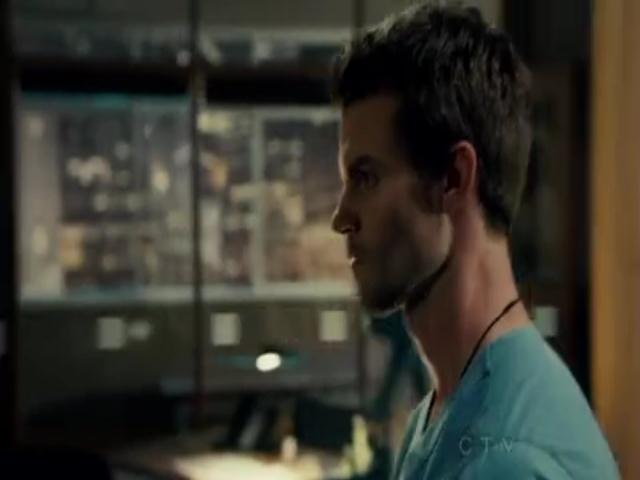 VampireDiariesWorld-dot-org_SavingHopeS01E12-2191.jpg