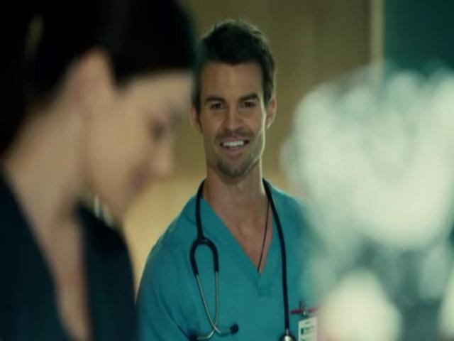 VampireDiariesWorld-dot-org_SavingHopeS01E13-0105.jpg