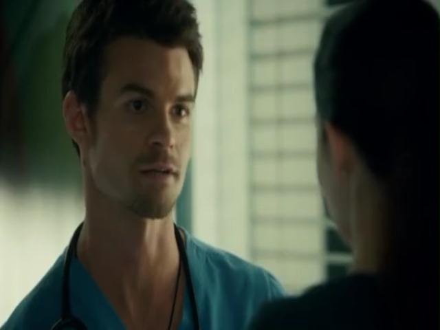 VampireDiariesWorld-dot-org_SavingHopeS01E13-0148.jpg