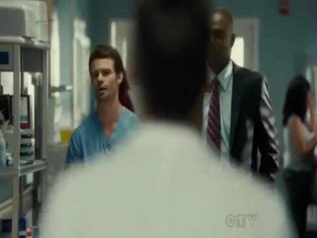 VampireDiariesWorld-dot-org_SavingHopeS01E13-2179.jpg