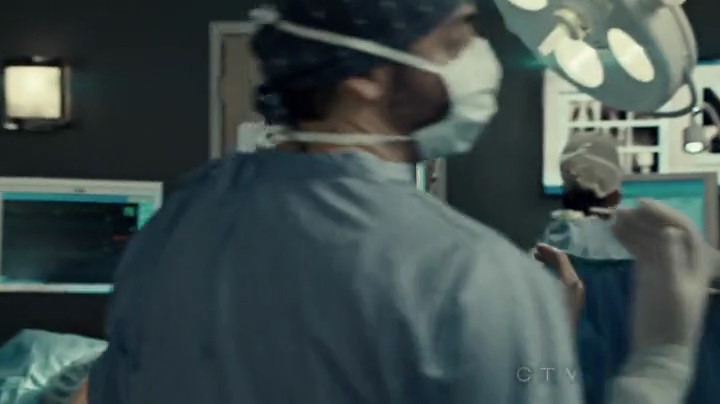 VampireDiariesWorld-dot-org_SavingHope2x01-0854.jpg