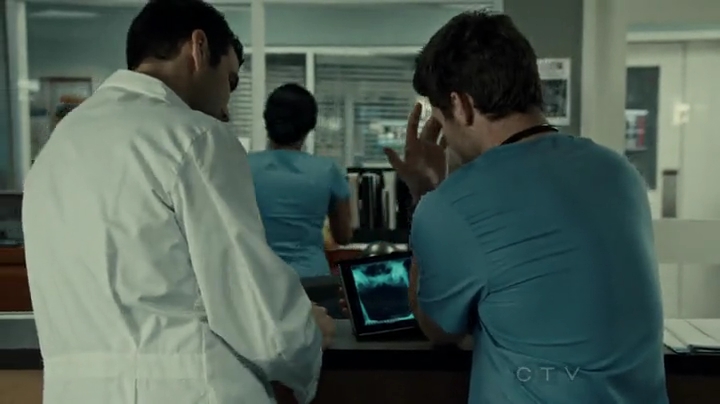 VampireDiariesWorld-dot-org_SavingHope2x01-1152.jpg