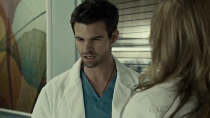 VampireDiariesWorld-dot-org_SavingHope2x01-1356.jpg VampireDiariesWorld-dot-org_SavingHope2x01-1356.jpg
