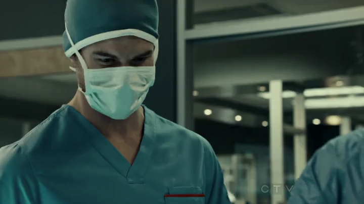 VampireDiariesWorld-dot-org_SavingHope2x01-1478.jpg