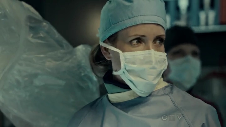 VampireDiariesWorld-dot-org_SavingHope2x01-1923.jpg