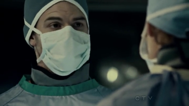 VampireDiariesWorld-dot-org_SavingHope2x01-2015.jpg