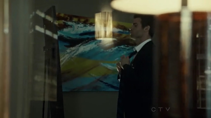 VampireDiariesWorld-dot-org_SavingHope2x01-2409.jpg