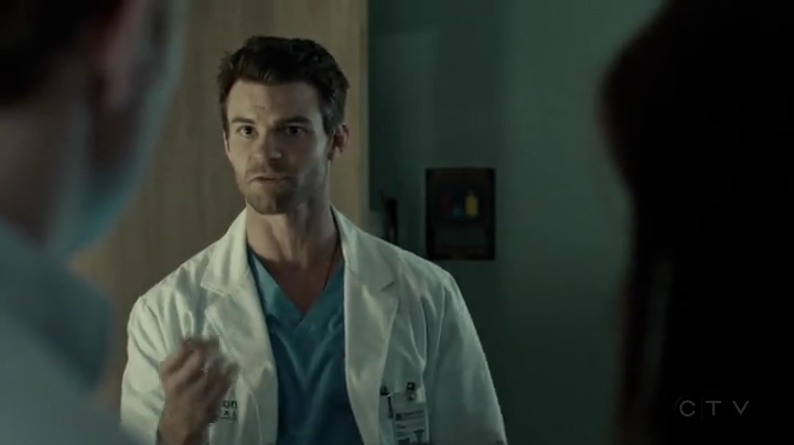 VampireDiariesWorld-dot-org_SavingHope2x01-2262.jpg VampireDiariesWorld-dot-org_SavingHope2x01-2262.jpg
