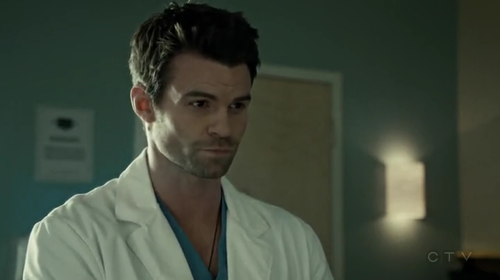 VampireDiariesWorld-dot-org_SavingHope2x01-2357.jpg VampireDiariesWorld-dot-org_SavingHope2x01-2357.jpg