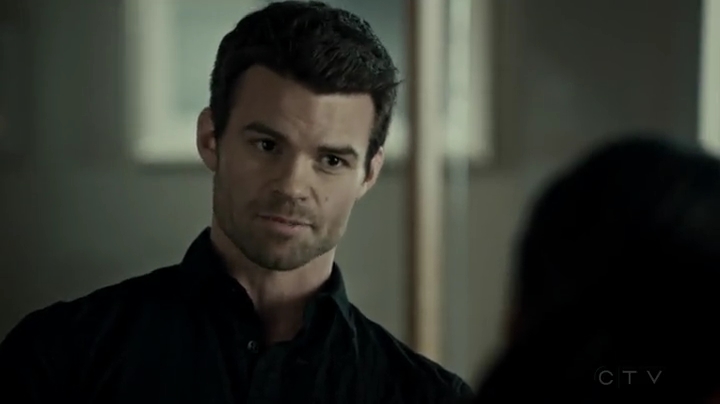 VampireDiariesWorld-dot-org_SavingHope2x03-0487.jpg