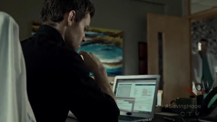 VampireDiariesWorld-dot-org_SavingHope2x03-0973.jpg