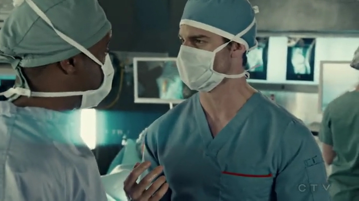 VampireDiariesWorld-dot-org_SavingHope2x03-1851.jpg