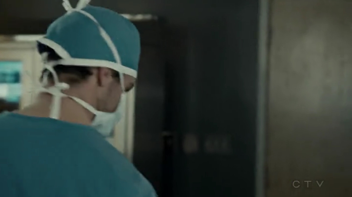VampireDiariesWorld-dot-org_SavingHope2x03-1870.jpg