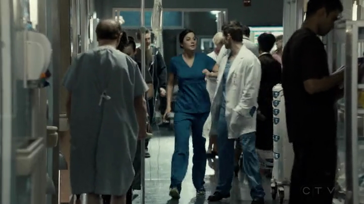 VampireDiariesWorld-dot-org_SavingHope2x03-2280.jpg