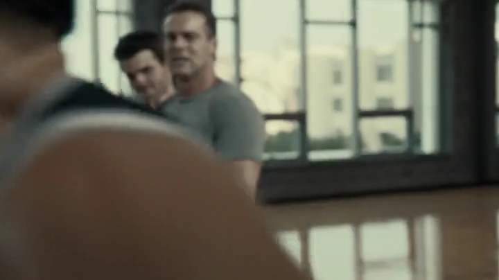 VampireDiariesWorld-dot-org_SavingHope2x04-0106.jpg