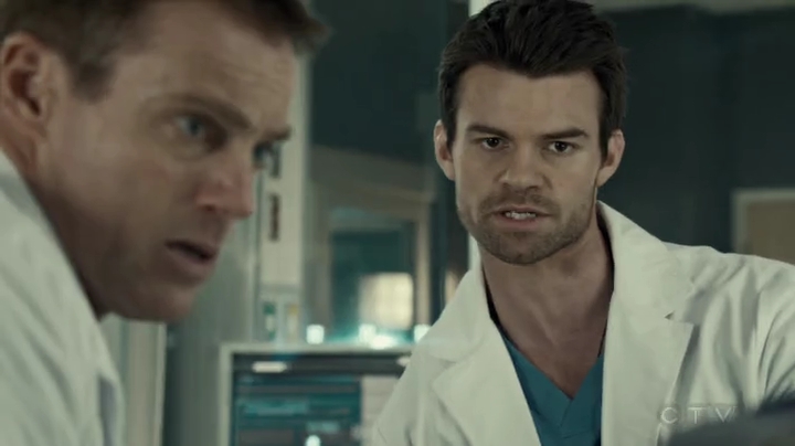 VampireDiariesWorld-dot-org_SavingHope2x04-0633.jpg