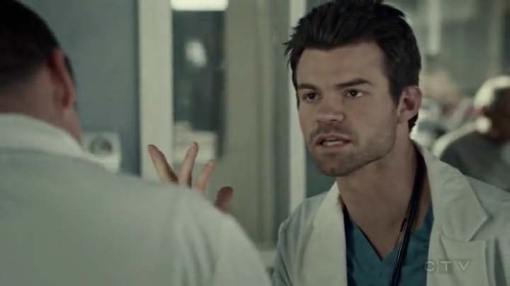 VampireDiariesWorld-dot-org_SavingHope2x04-0792.jpg VampireDiariesWorld-dot-org_SavingHope2x04-0792.jpg
