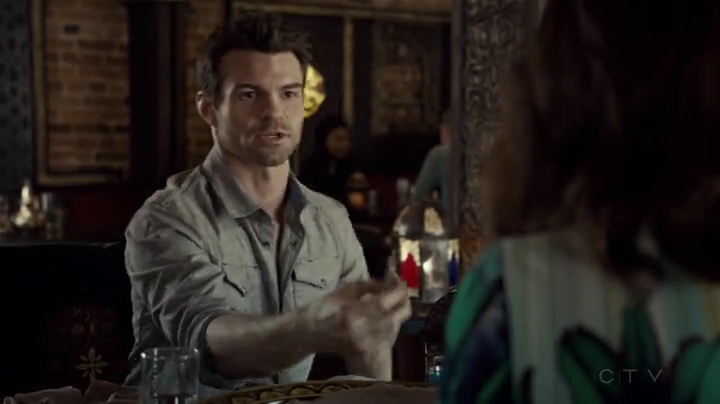 VampireDiariesWorld-dot-org_SavingHope2x05-0561.jpg