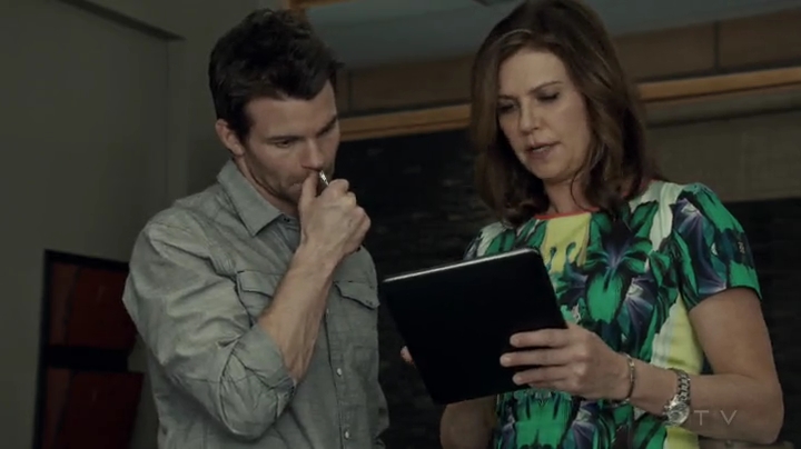 VampireDiariesWorld-dot-org_SavingHope2x05-1347.jpg