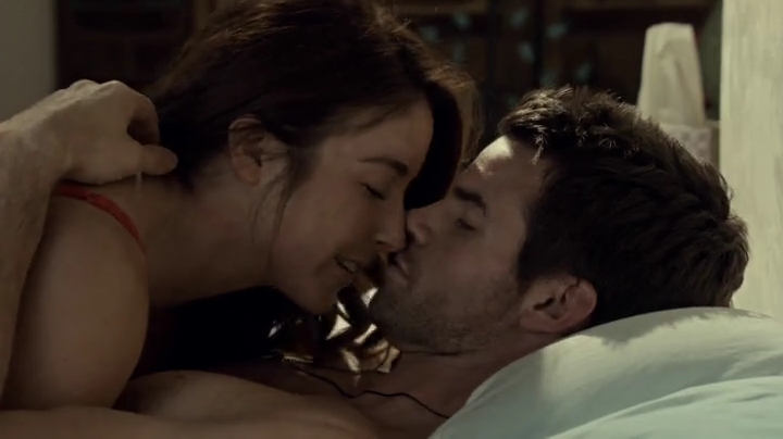 VampireDiariesWorld-dot-org_SavingHope2x06-0136.jpg
