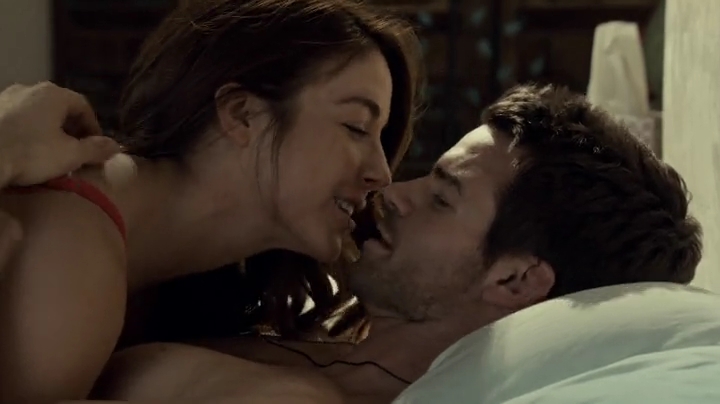 VampireDiariesWorld-dot-org_SavingHope2x06-0140.jpg