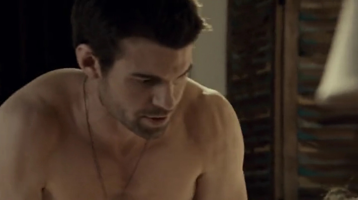 VampireDiariesWorld-dot-org_SavingHope2x06-0210.jpg