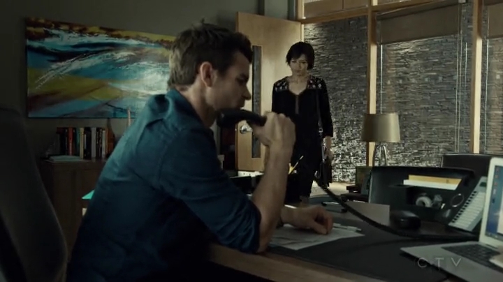 VampireDiariesWorld-dot-org_SavingHope2x06-1419.jpg