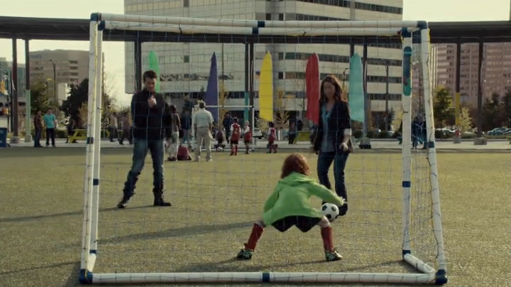 VampireDiariesWorld-dot-org_SavingHope2x06-2409.jpg