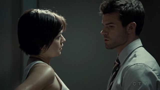 VampireDiariesWorld-dot-org_SavingHope2x07-1192.jpg