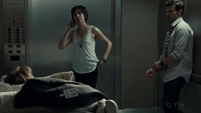 VampireDiariesWorld-dot-org_SavingHope2x07-1204.jpg