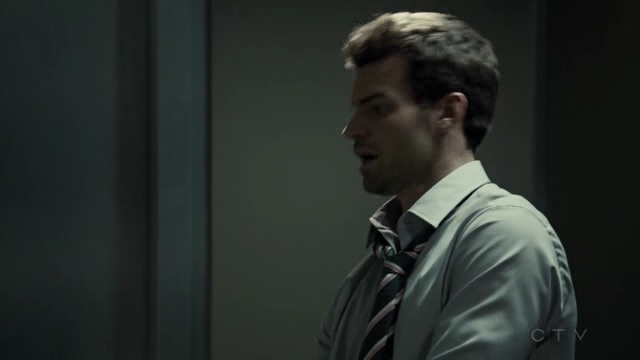 VampireDiariesWorld-dot-org_SavingHope2x07-1232.jpg