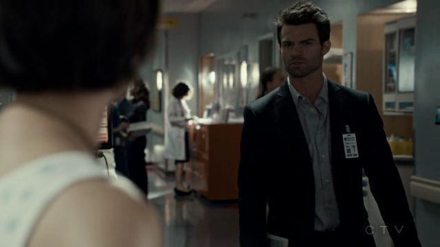VampireDiariesWorld-dot-org_SavingHope2x07-2327.jpg