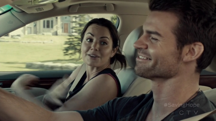 VampireDiariesWorld-dot-org_SavingHope2x08-0044.jpg