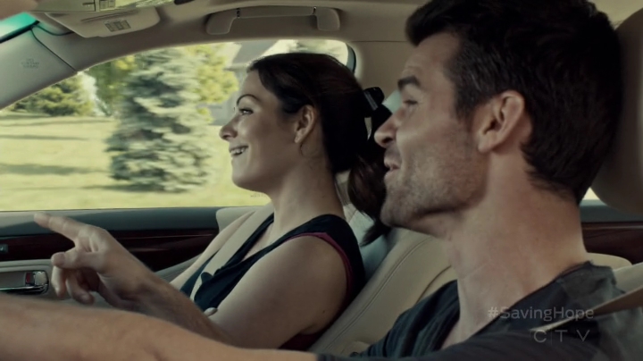 VampireDiariesWorld-dot-org_SavingHope2x08-0047.jpg