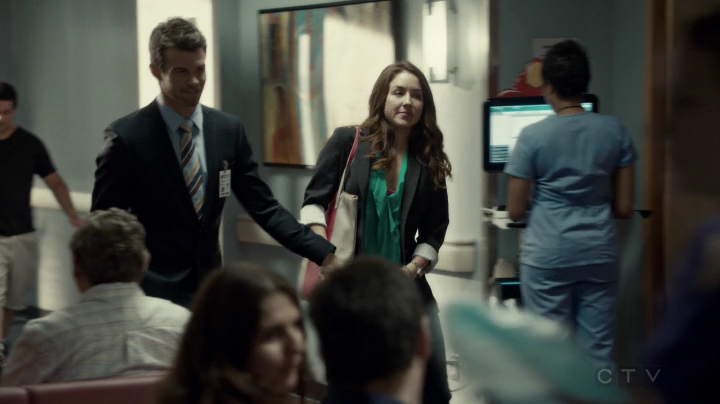 VampireDiariesWorld-dot-org_SavingHope2x09-0633.jpg