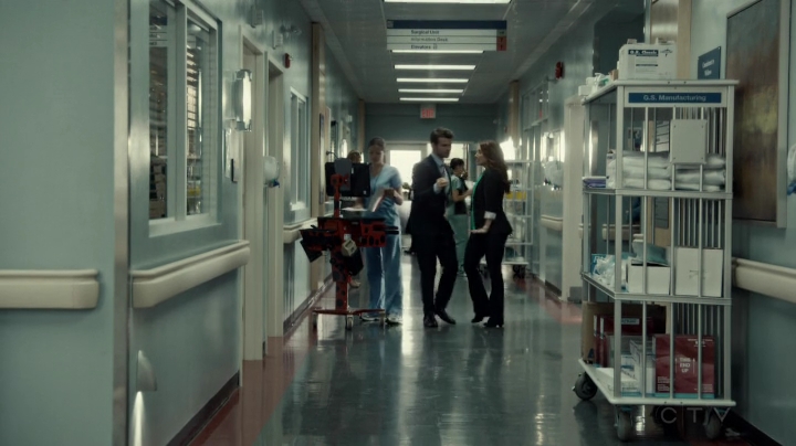 VampireDiariesWorld-dot-org_SavingHope2x09-0750.jpg