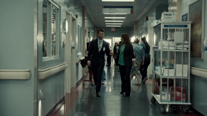 VampireDiariesWorld-dot-org_SavingHope2x09-0753.jpg