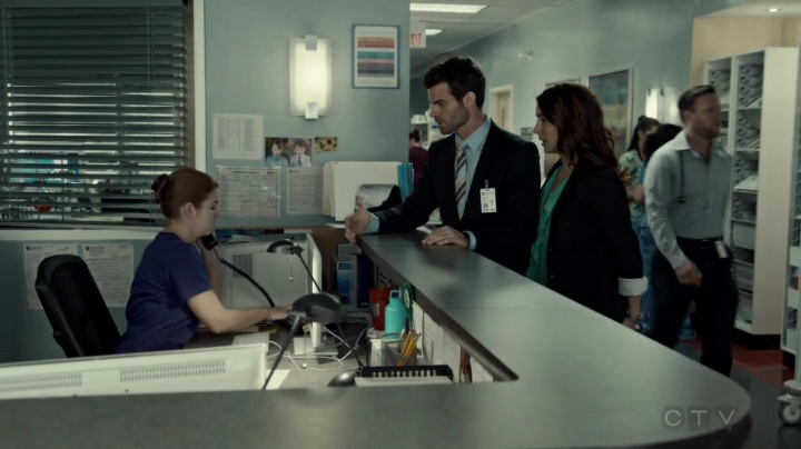 VampireDiariesWorld-dot-org_SavingHope2x09-0768.jpg