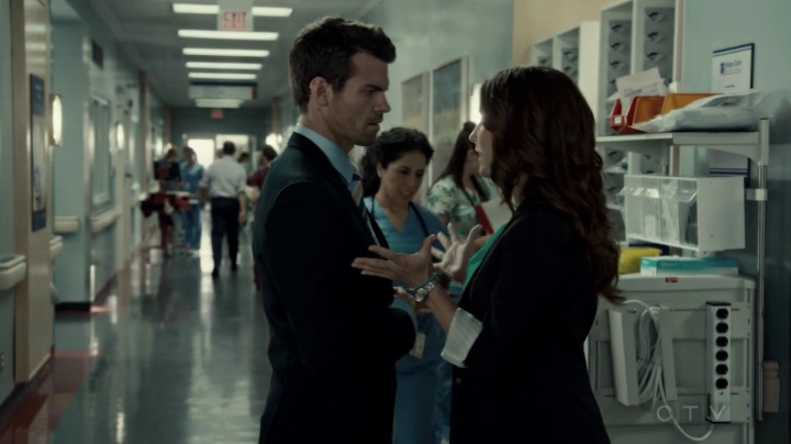 VampireDiariesWorld-dot-org_SavingHope2x09-0779.jpg