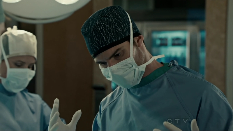 VampireDiariesWorld-dot-org_SavingHope2x10-0815.jpg